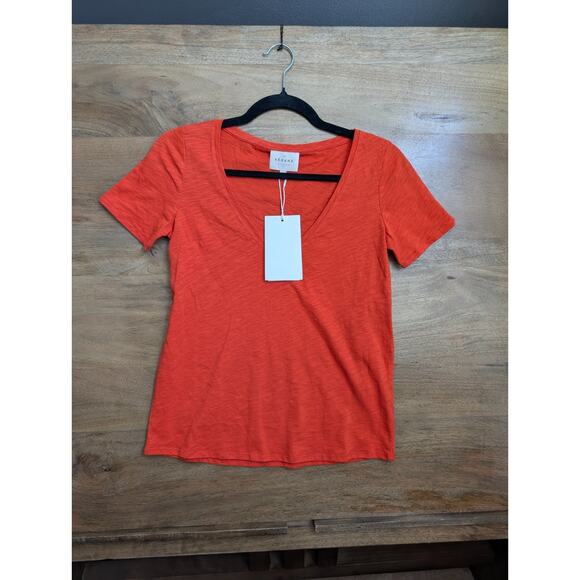 Sezane Malcolm Tee Shirt Womens Size 2XS Orange Short Sleeve V-Neck Pullover - Picture 1 of 6
